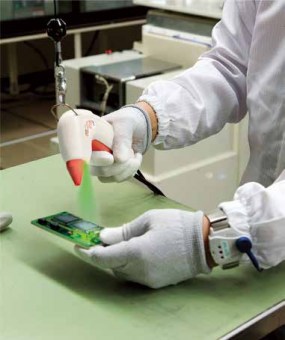 16_02SDJ_Page_19_Image_0007